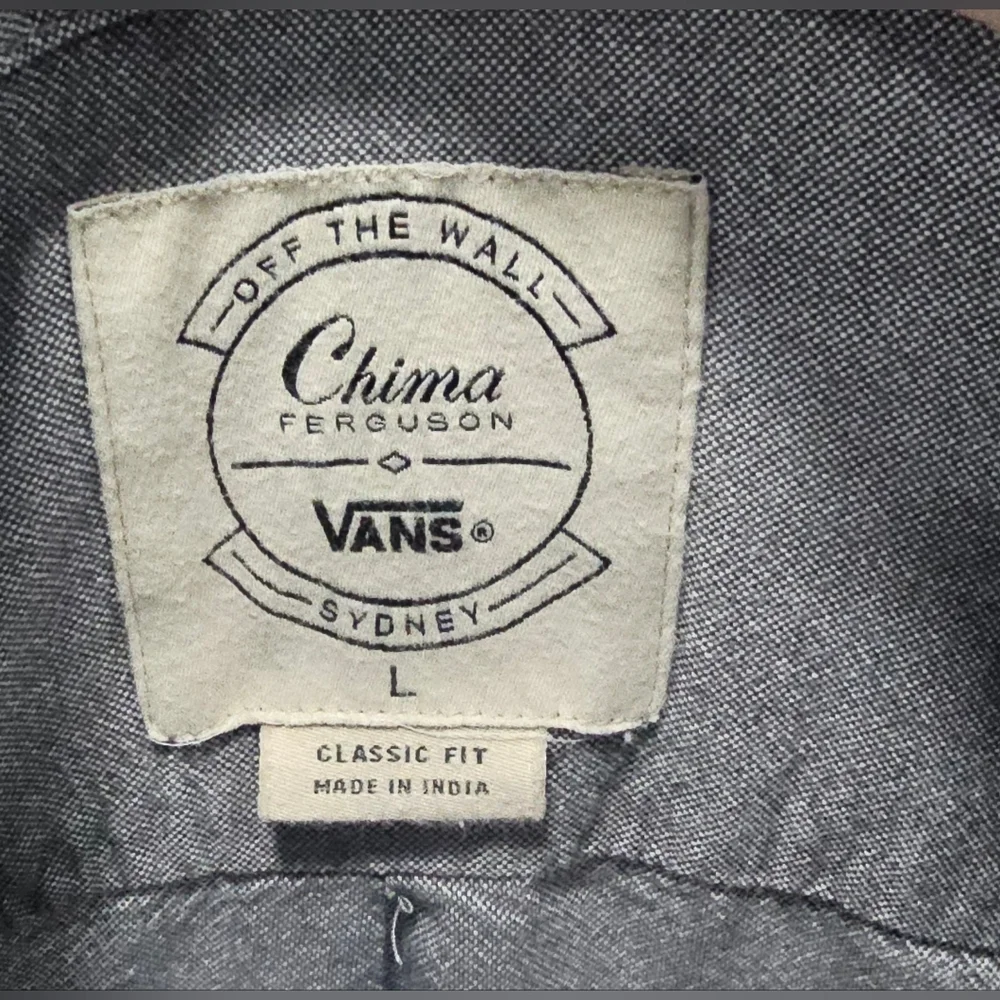 Vans Chima Ferguson Oxford Gravel Wolf Button Up Shirt Mens Sz L Skateboarding - Picture 10 of 14